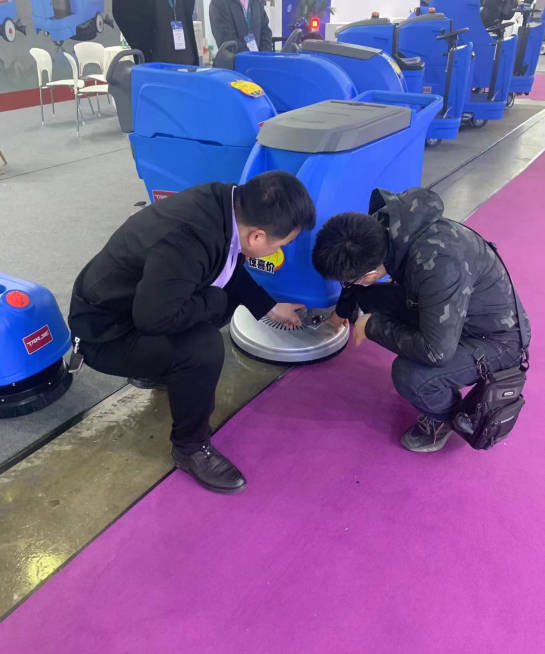 台南小型电动洗地机是否适合用于环卫保洁