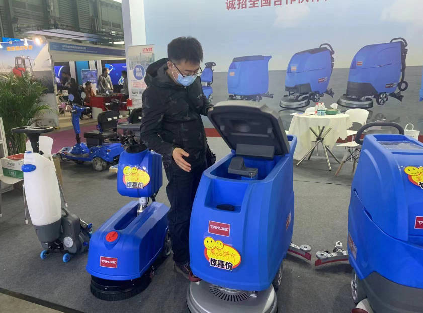 台南坦洁洗地机公司致力于电动洗地机的生产、销售和服务百家